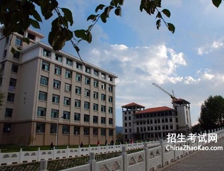 甘肃民族师范学院排名2015排行第615名