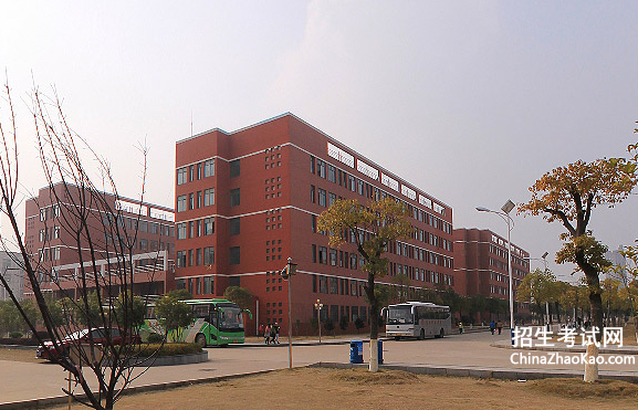南昌师范学院排名2015排行第680名