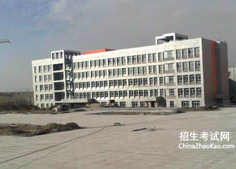 新疆工程学院排名2015排行第580名