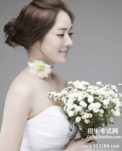 韩式新娘盘发发型