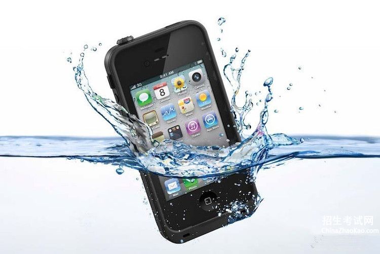 【手机掉进水里开不了机怎么办】